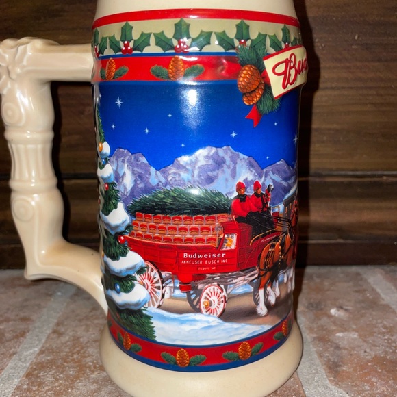 Vintage Budweiser Holiday Beer Steins 9 total. 1991, 1993, 1997-1999, 2001-2004 - Picture 6 of 10